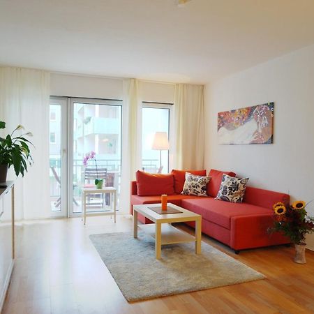 Apartment An Der Uni Mit Tiefgarage Und Loggia Leipzig Luaran gambar